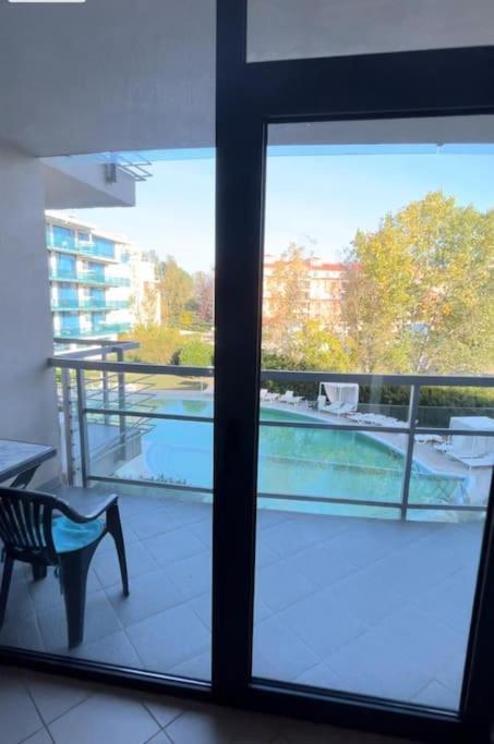 Large Apartment In 阳光海滩 外观 照片