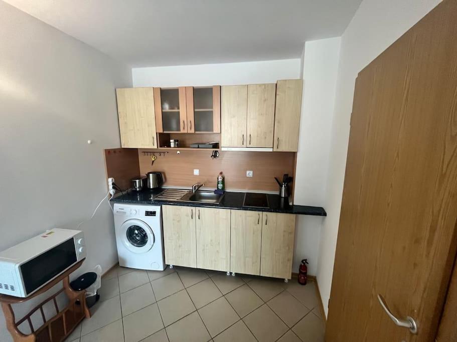 Large Apartment In 阳光海滩 外观 照片
